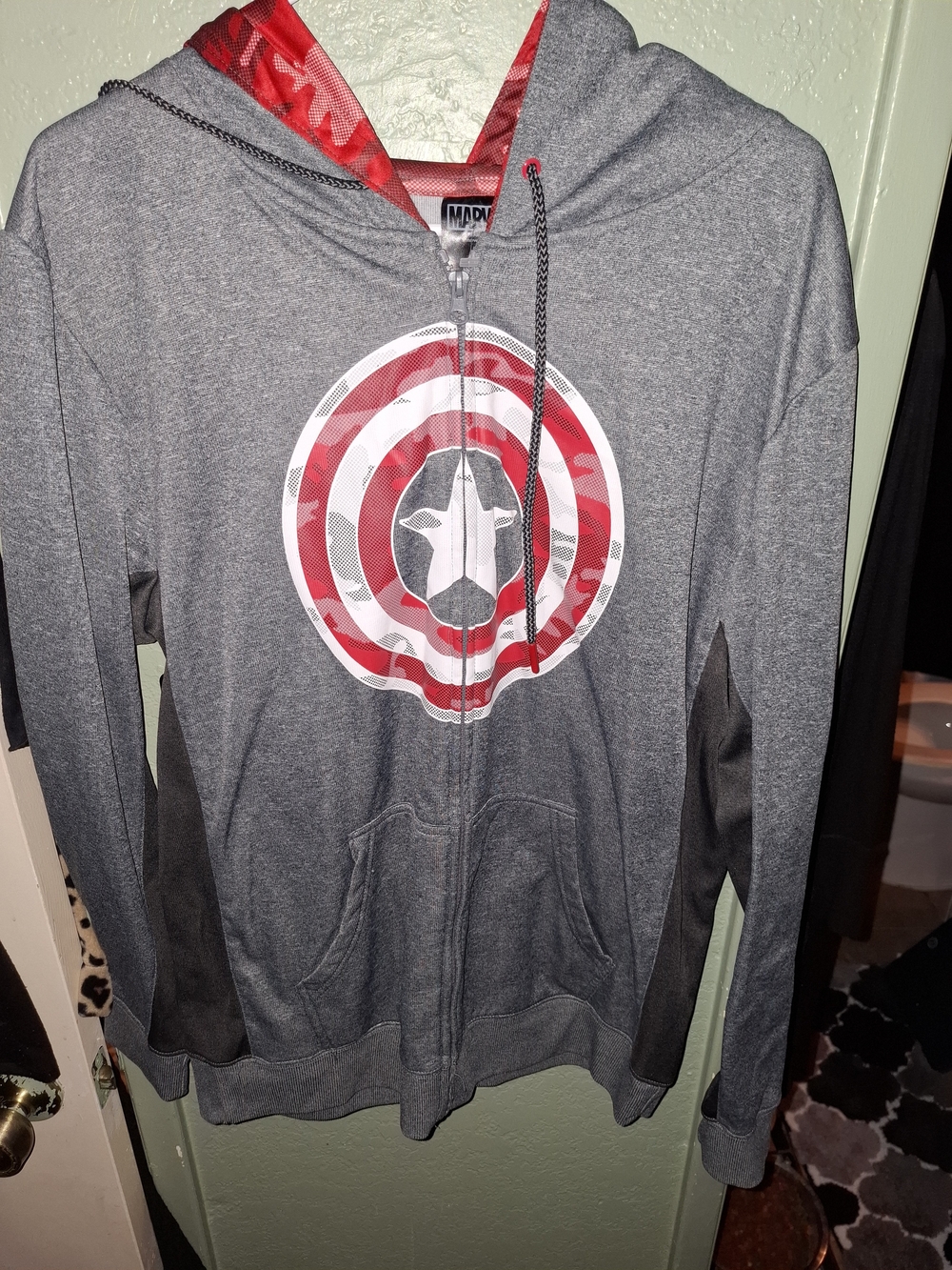 Marvel Men’s Gray & Red Captain America Zip Hoodie